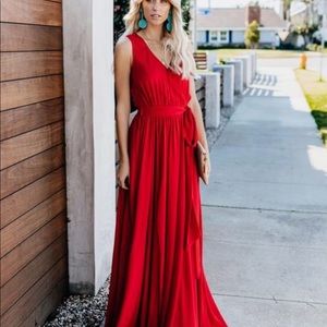 Red Sleeveless Maxi Dress